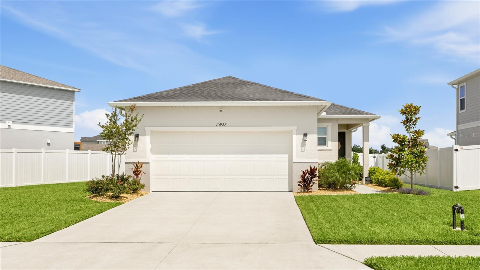 10927 Bluestem Cove, FL
