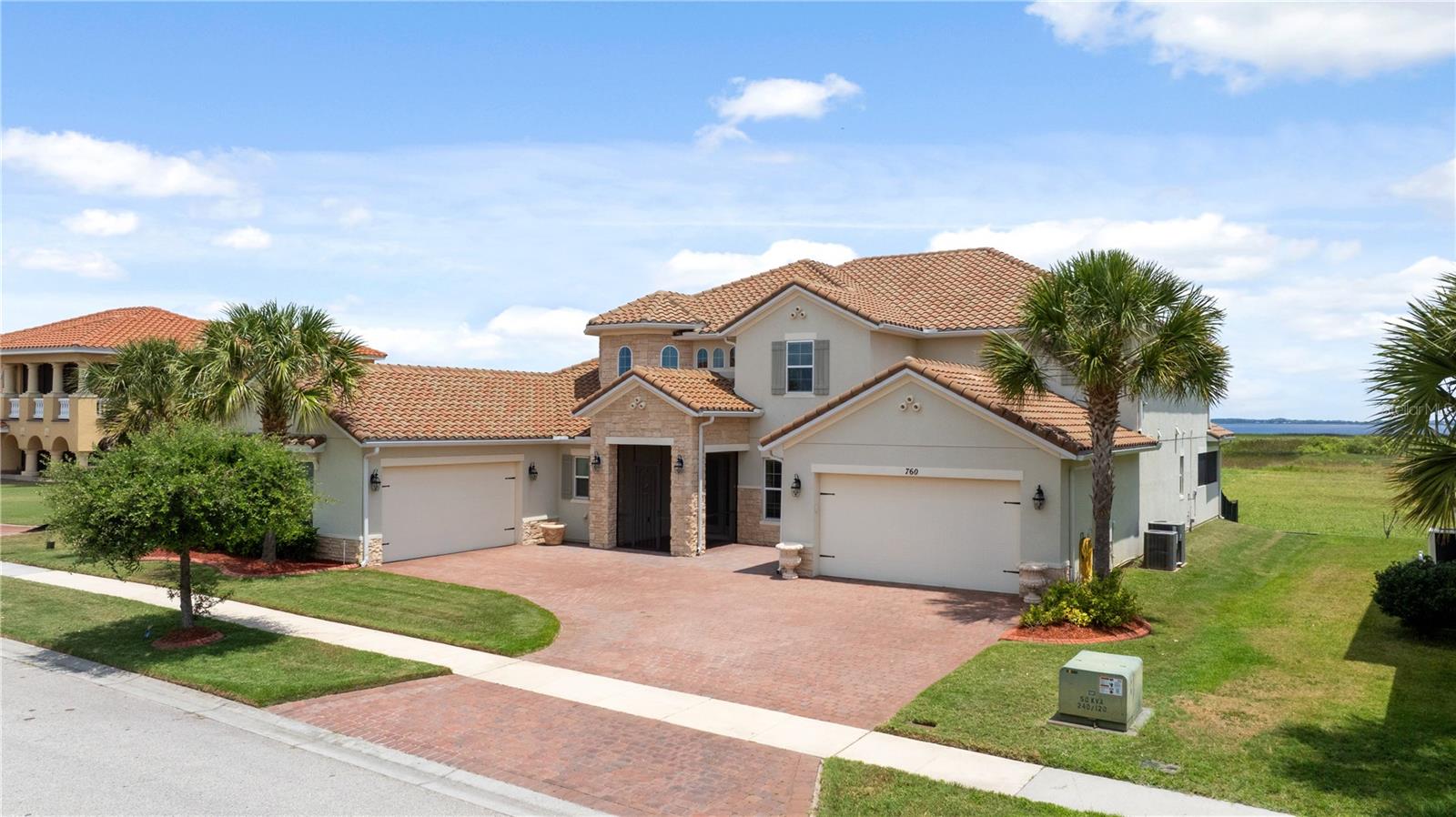760 Windlass Ct, FL