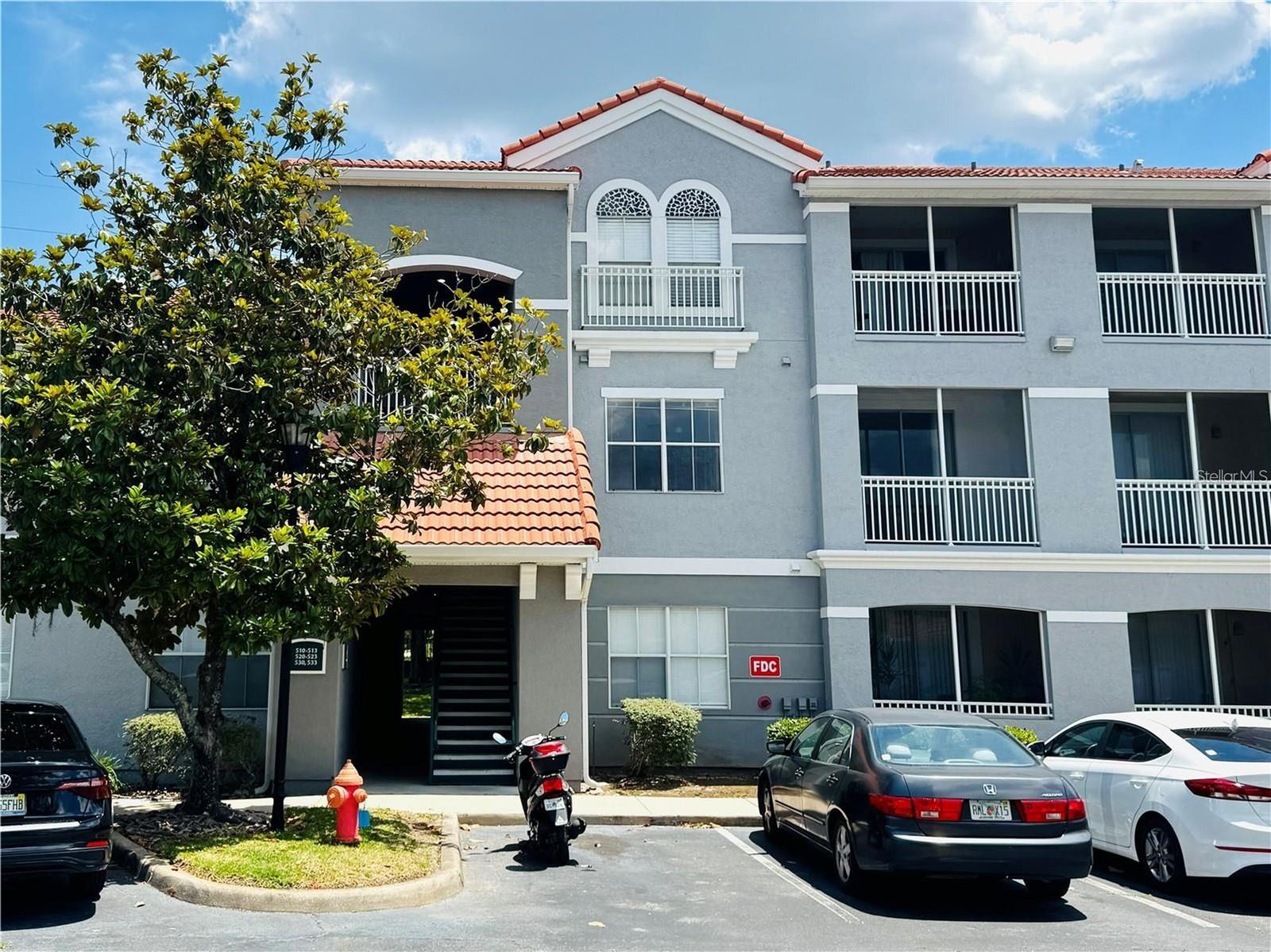 18001 Richmond Place Dr #523, FL