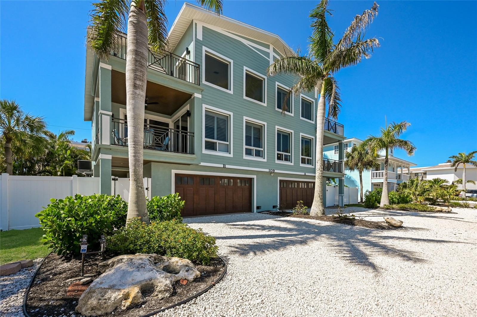 109 6th St N #A, FL