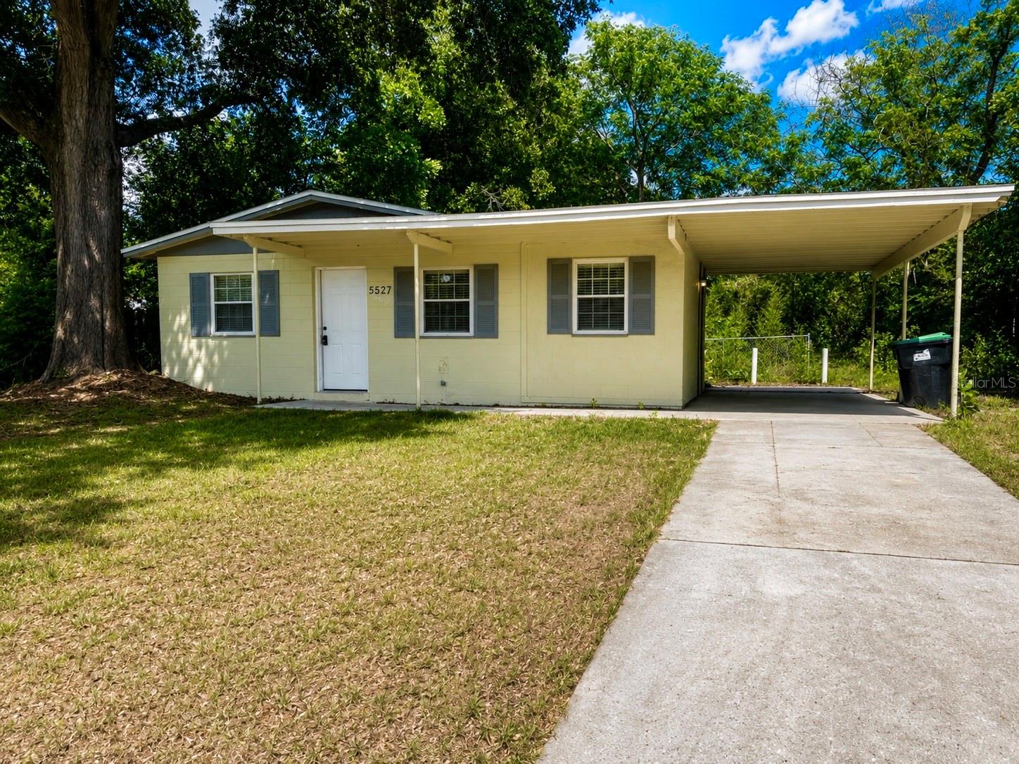 5527 Bryson Drive, FL