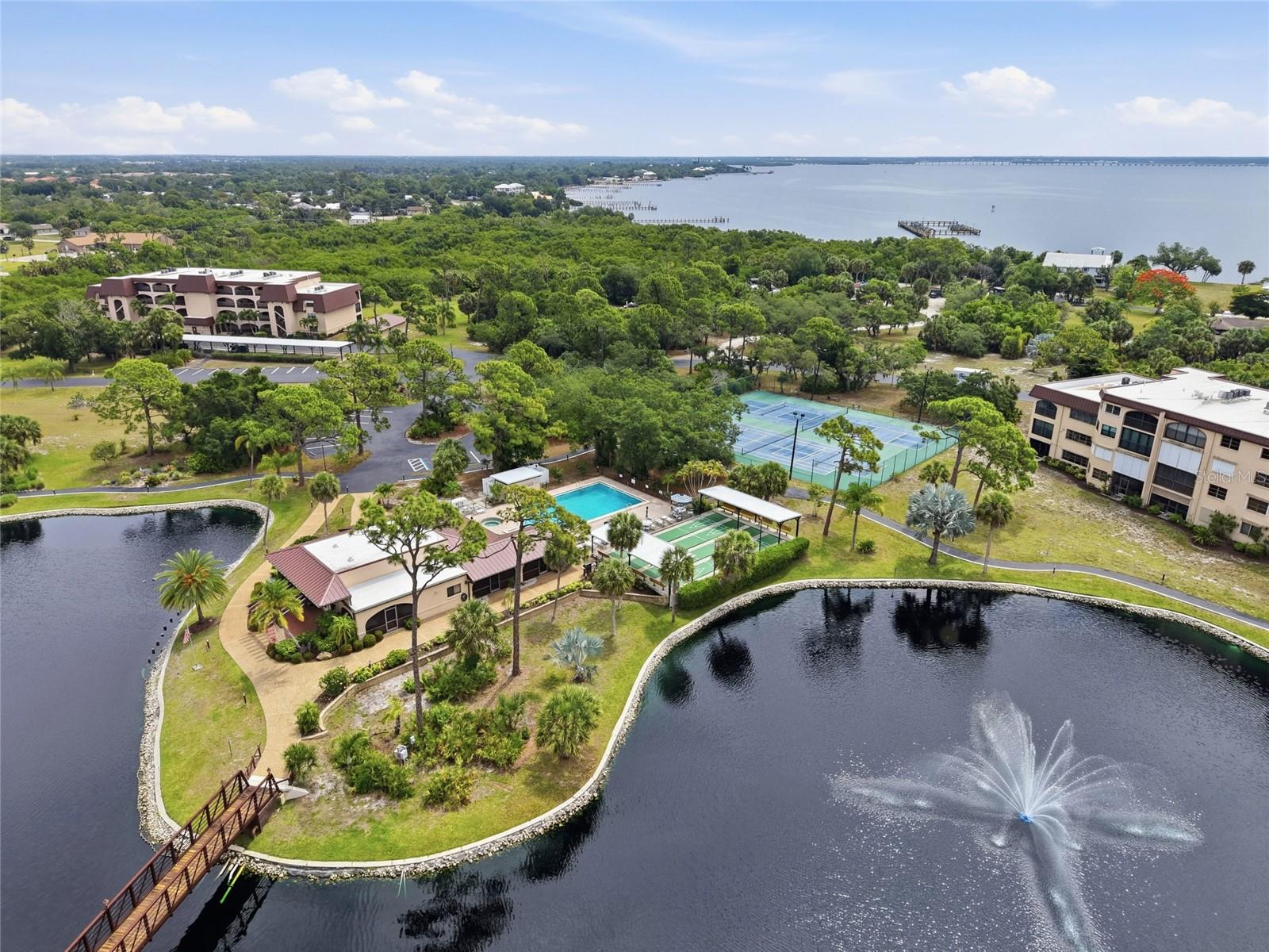 23465 Harborview Road, FL