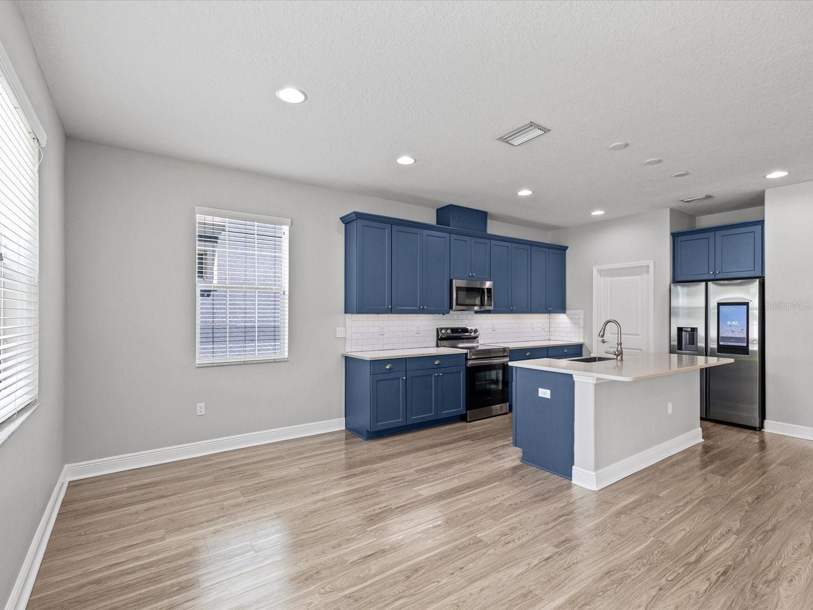7105 Park Tree Drive, FL