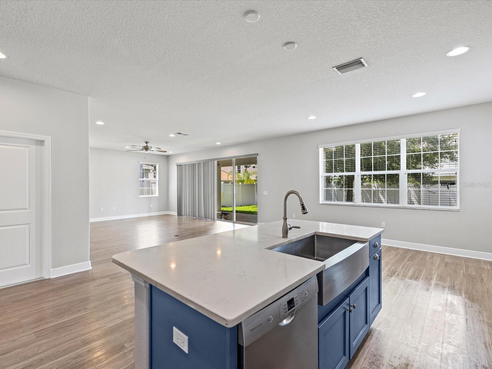 7105 Park Tree Drive, FL