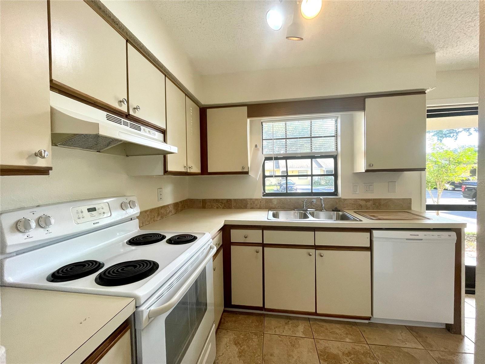 2780 Park Drive, FL