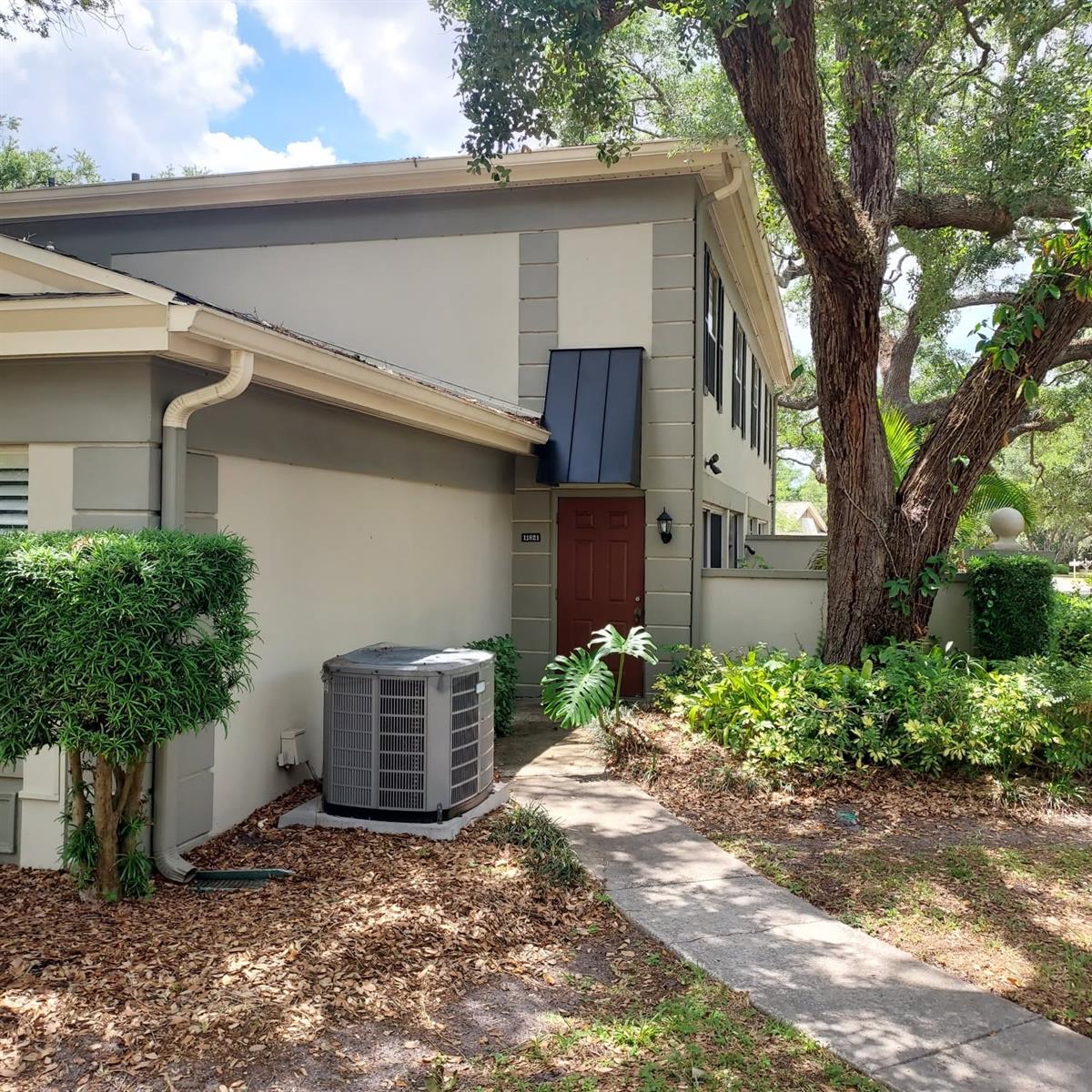 11821 Northtrail Avenue, FL