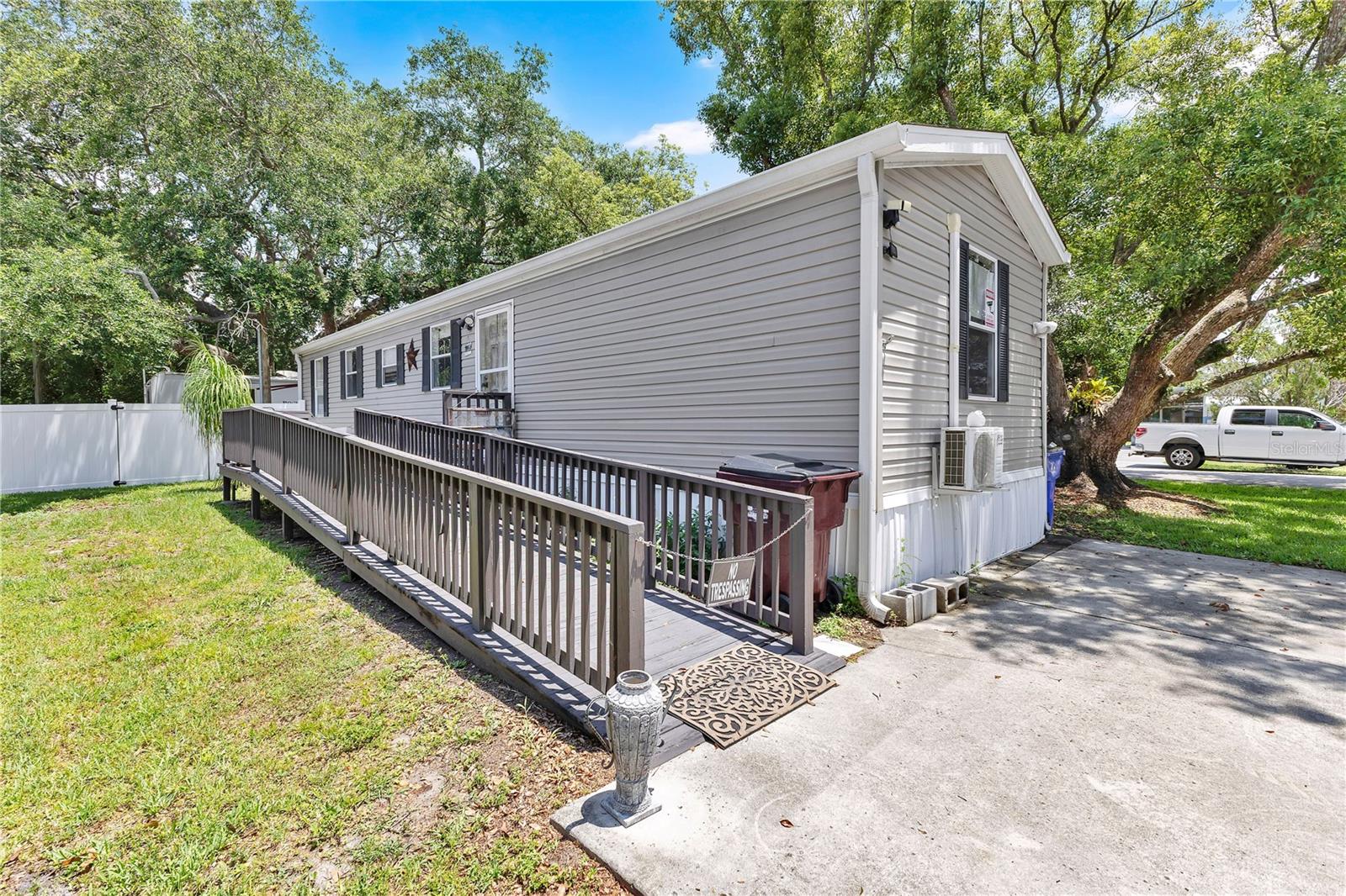 2000 Palm Street, FL