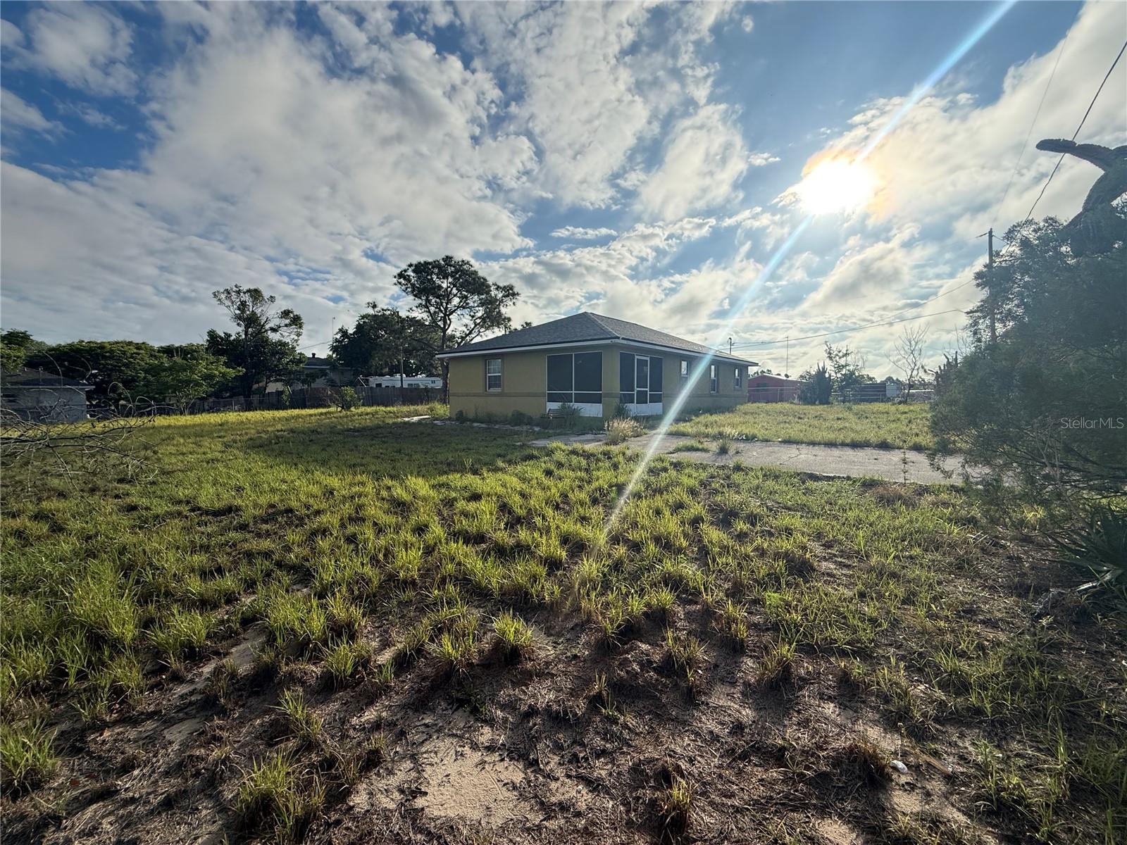 202 Owens Rd, FL