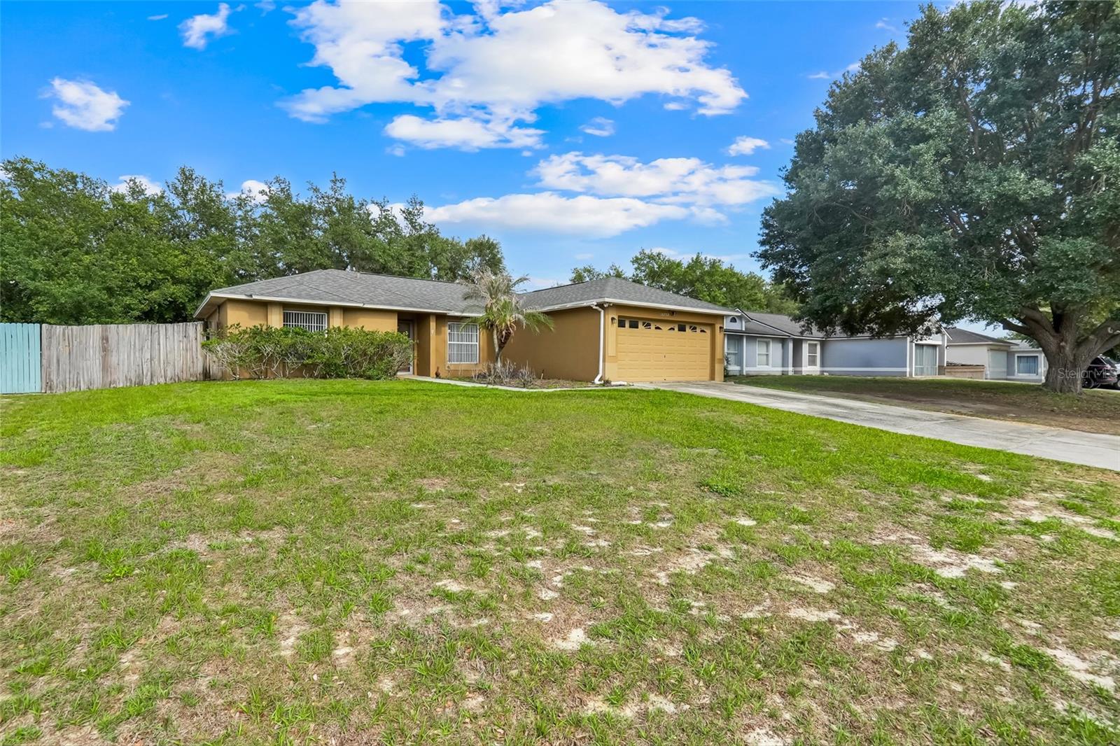 10752 Crescendo Loop, FL