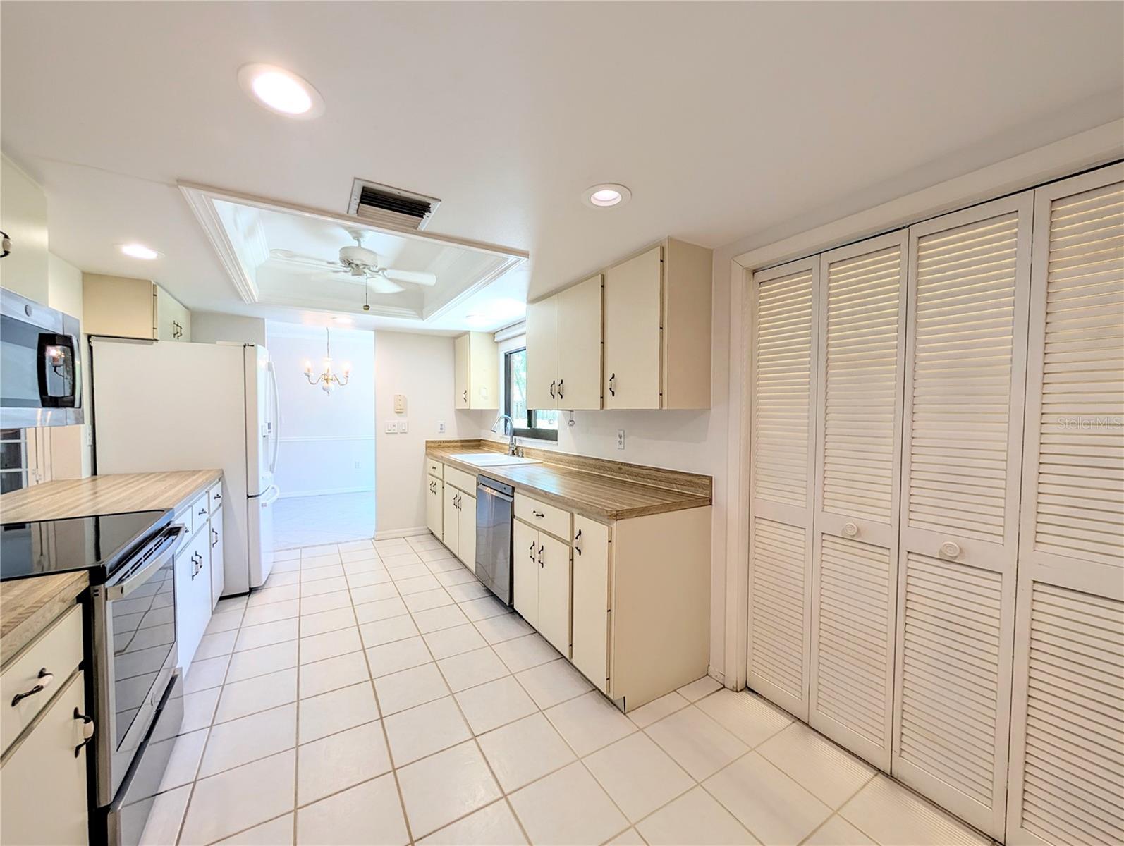 1509 Willow Oak Circle, FL