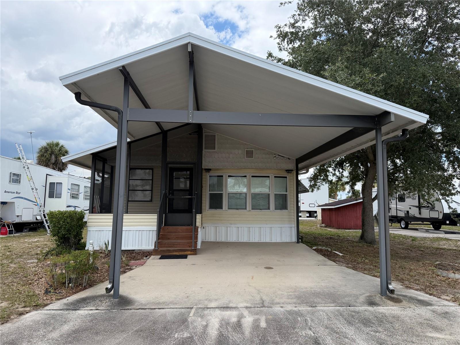 85 Iron Ln, FL