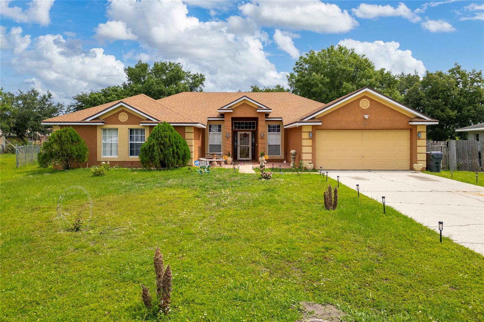 705 Waxwing Ct, FL