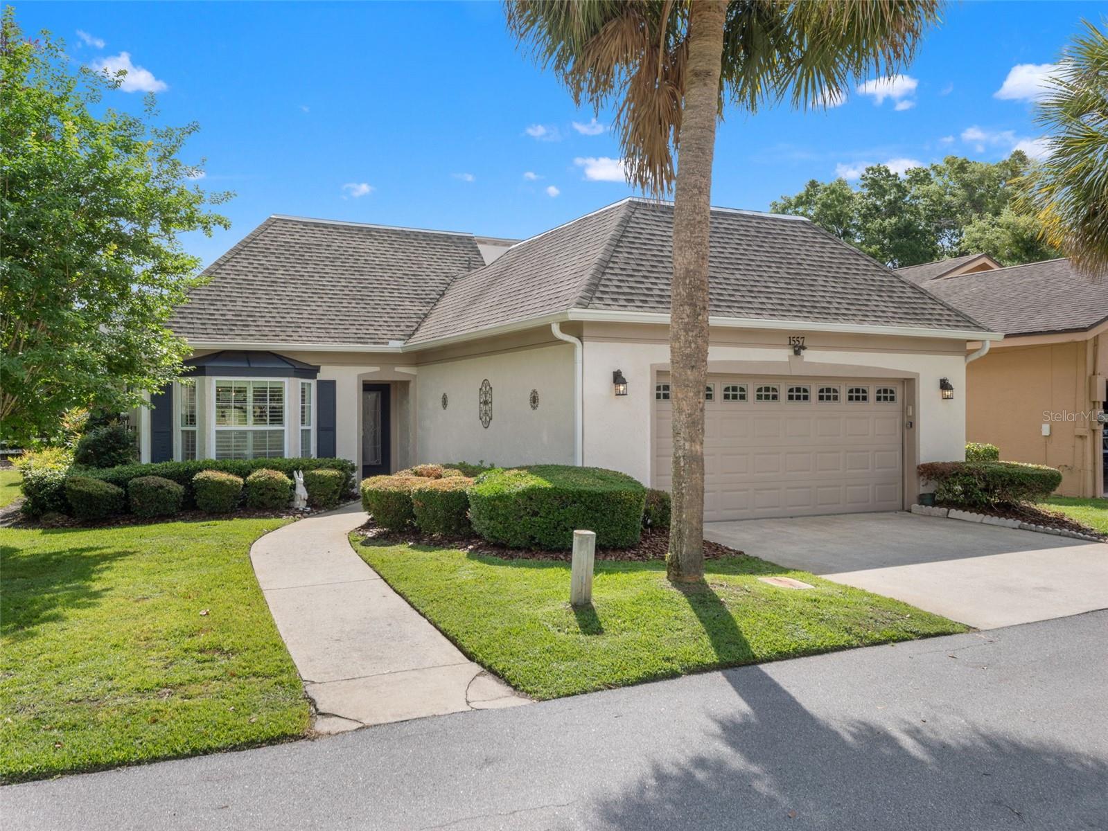 1557 Oak Tree Court, FL