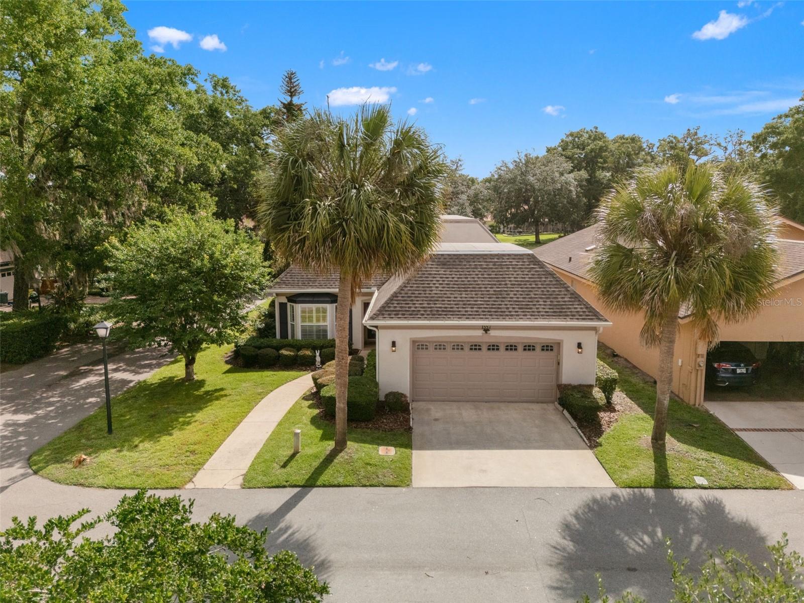 1557 Oak Tree Court, FL