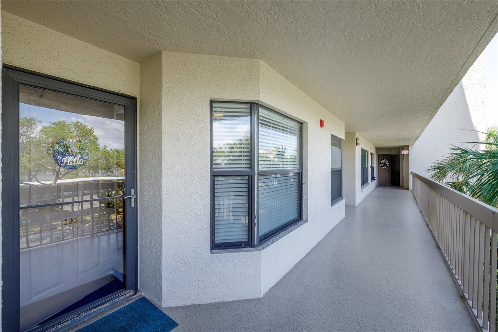 1316 Pasadena Ave S #206, FL