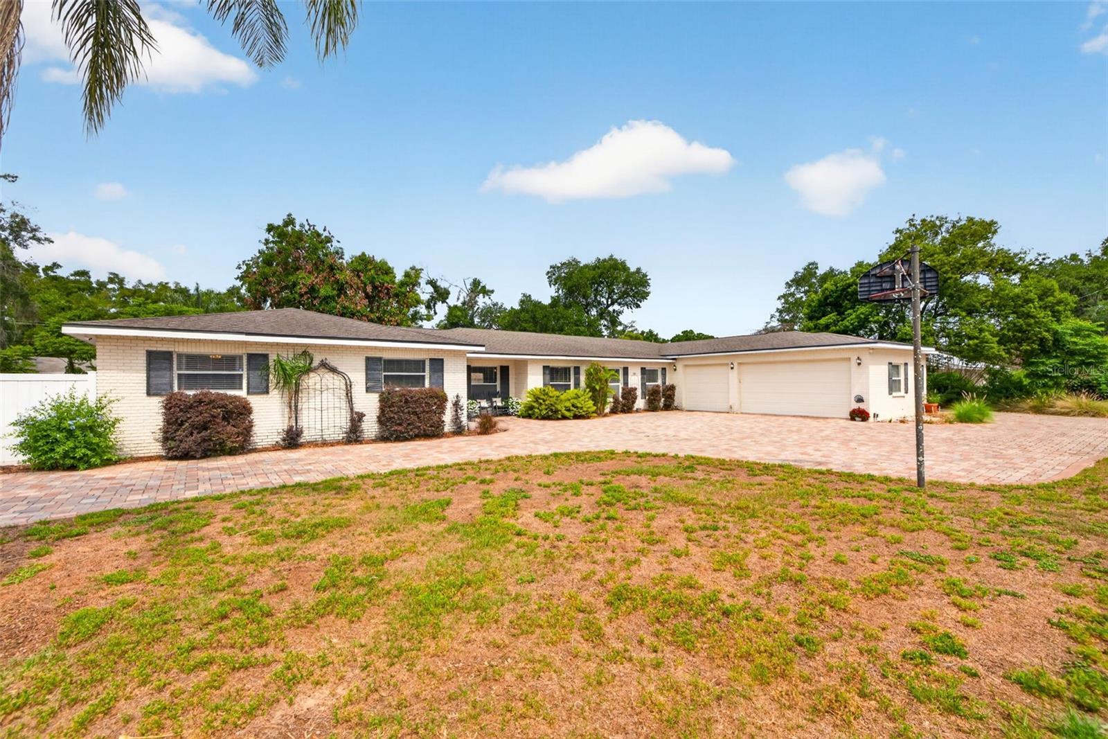 712 S Oakwood Ave, FL