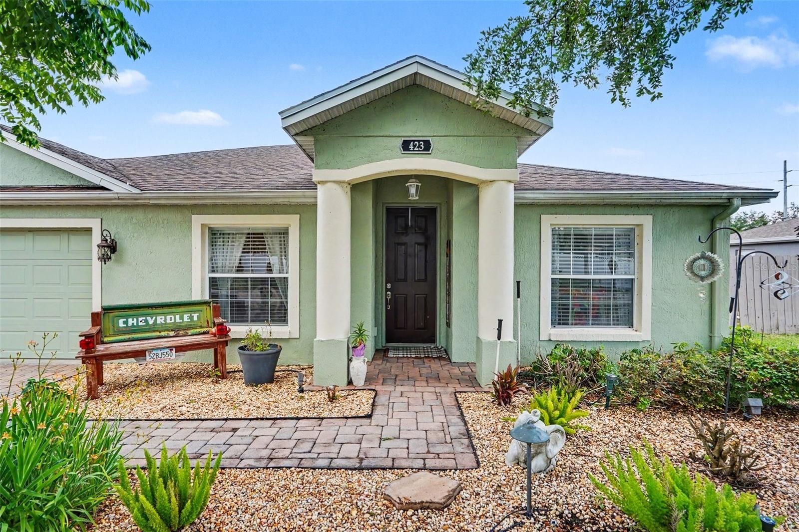 423 Majestic Gardens Blvd, FL