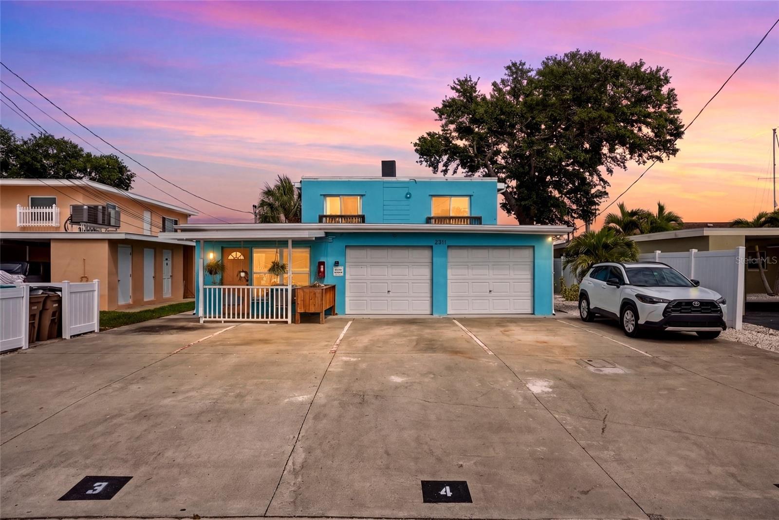 2311 Bay Blvd, FL
