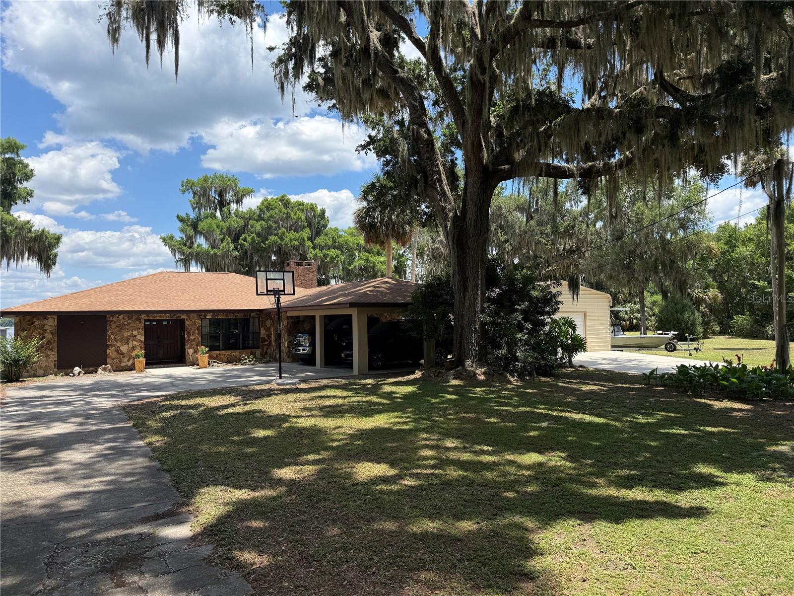 4232 County Road 400, FL