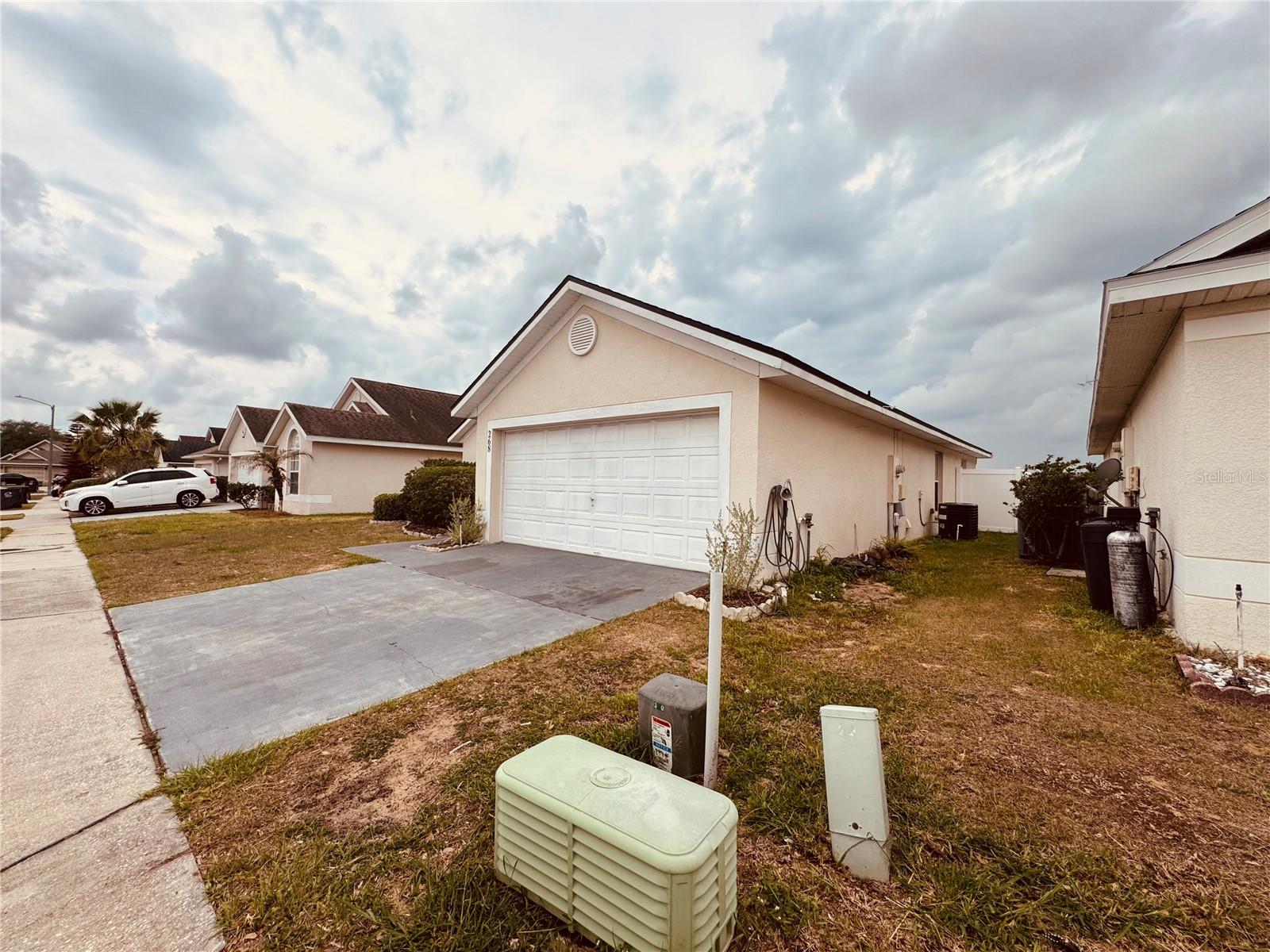 268 Haversham Way, FL