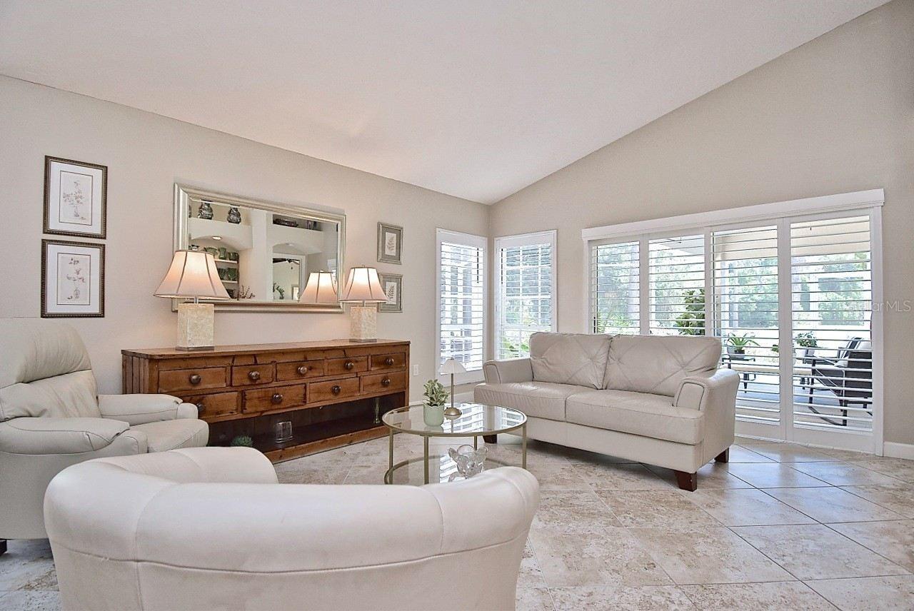 3890 Lyndhurst Court, FL