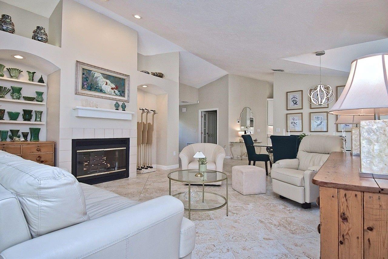 3890 Lyndhurst Court, FL