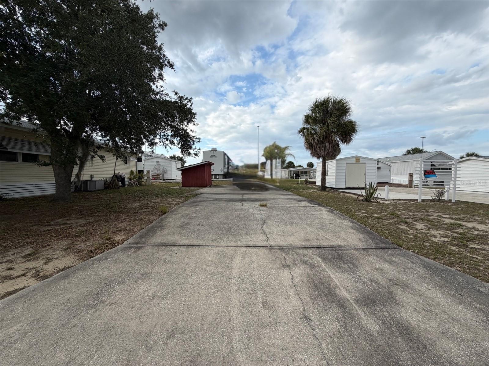 86 Iron Ln, FL