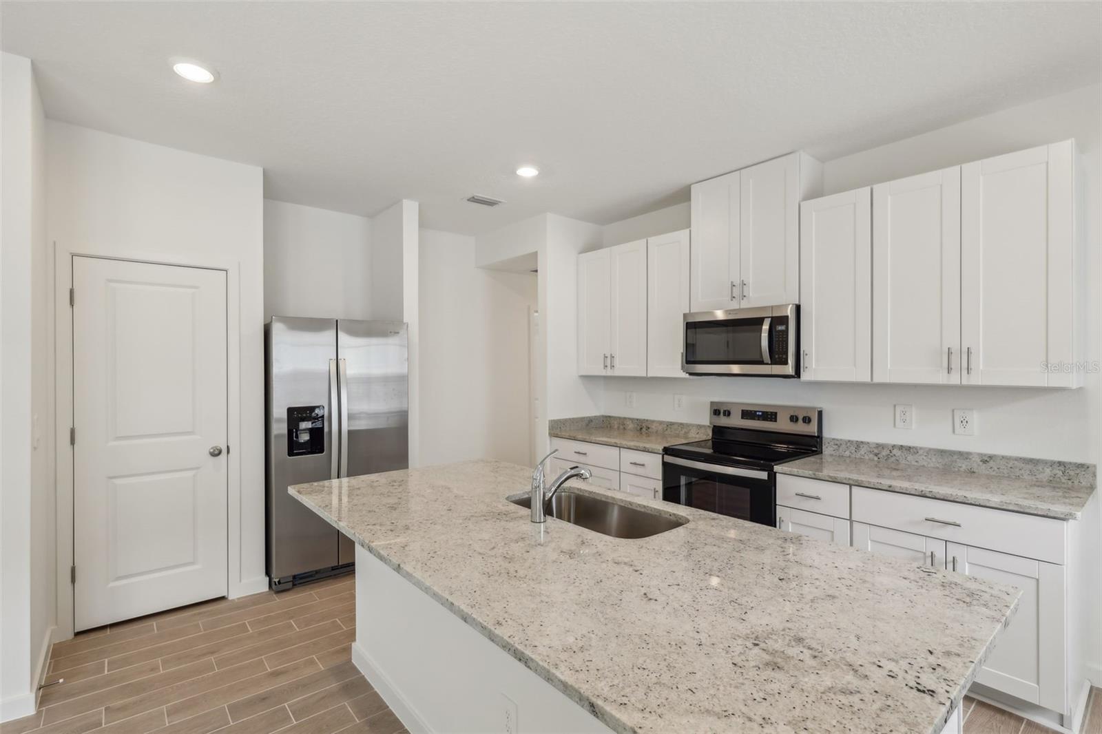 94 Wandering Creek Way, FL