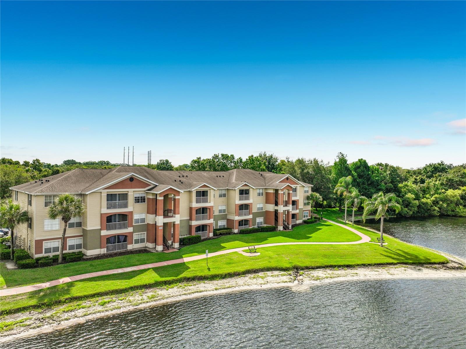 1909 Summer Club Drive, FL