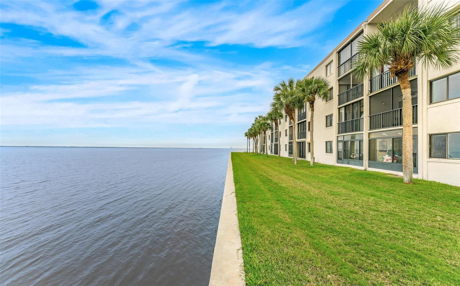 2465 Washington Avenue, FL