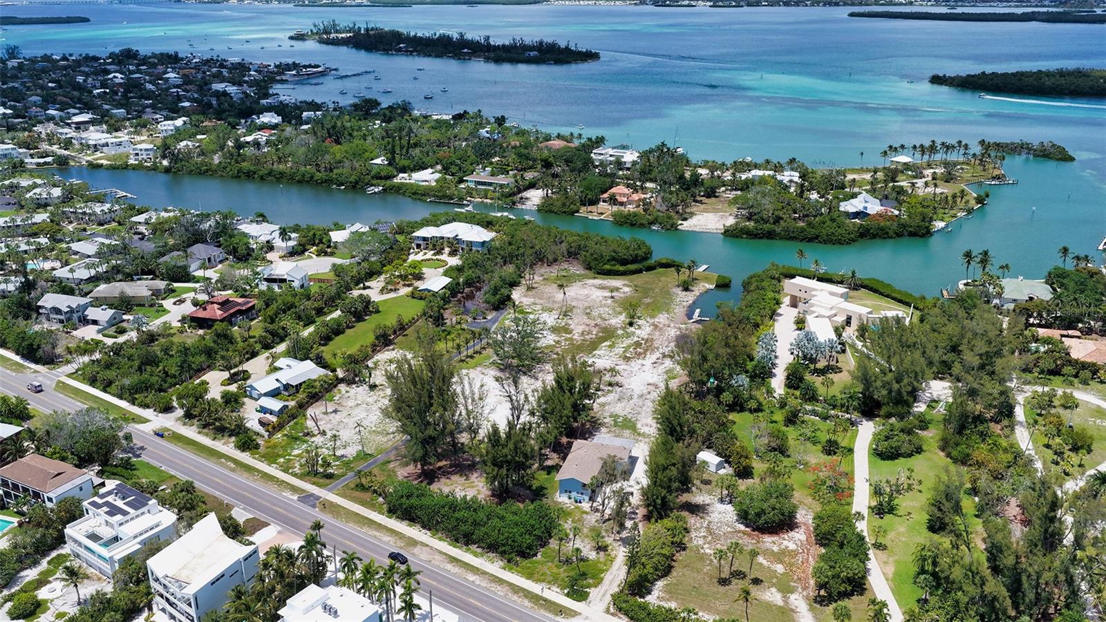 6660 & 6664 & 6670 Gulf Of Mexico Dr, FL