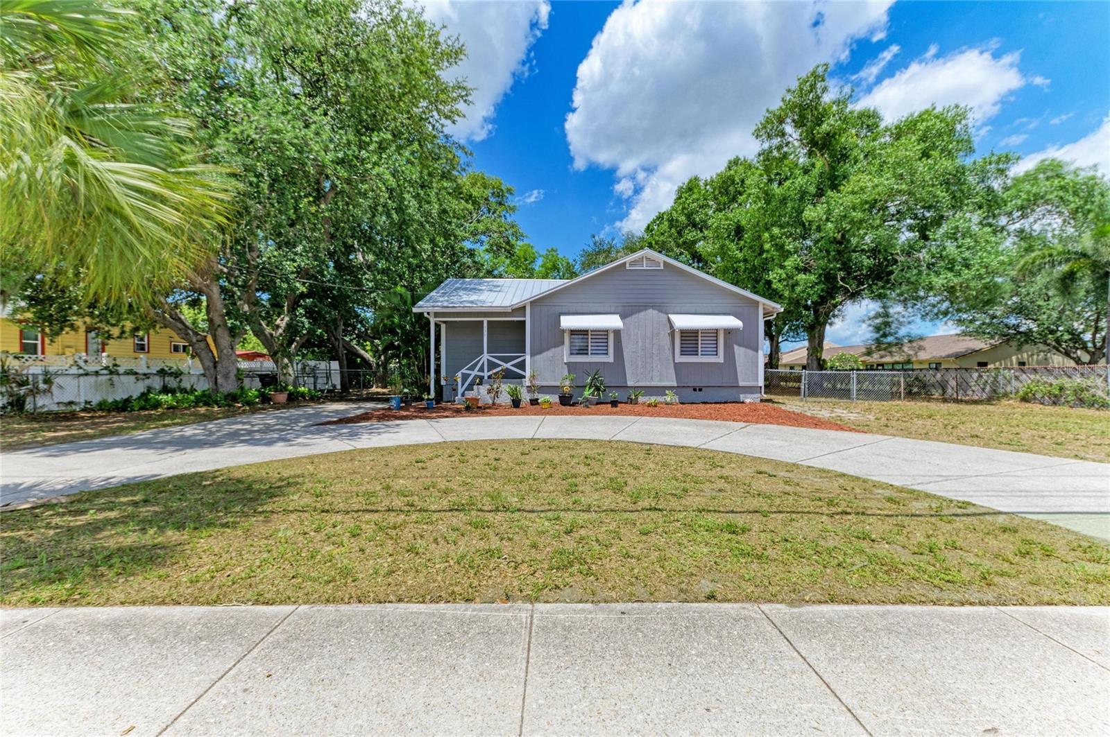 939 Lockwood Ridge Road, FL