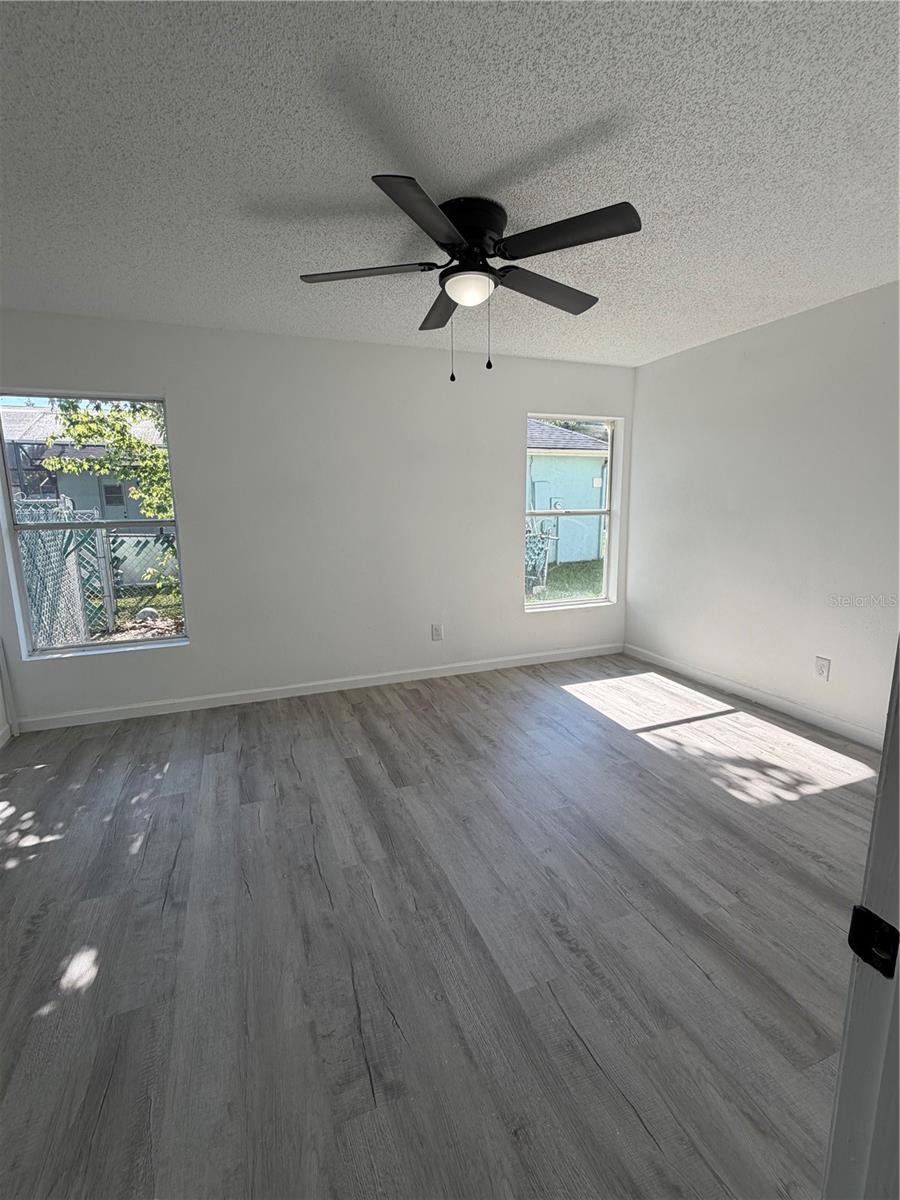 303 Silk Oak Drive, FL