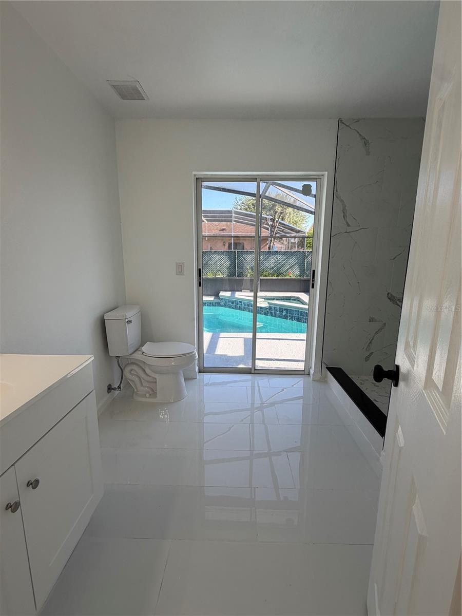 303 Silk Oak Drive, FL