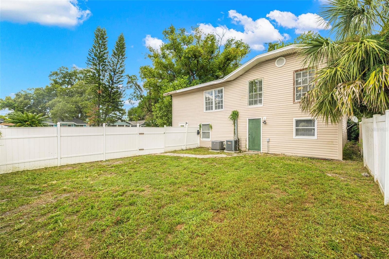 305 Hanna Avenue, FL