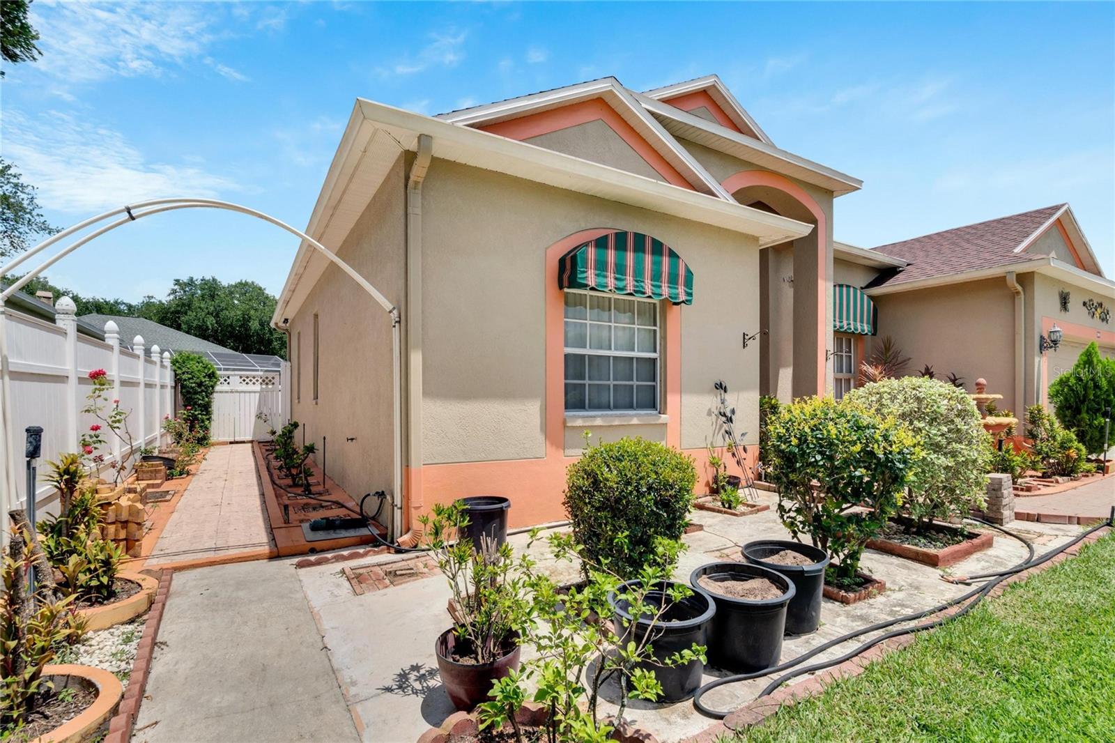 813 Innergary Place, FL