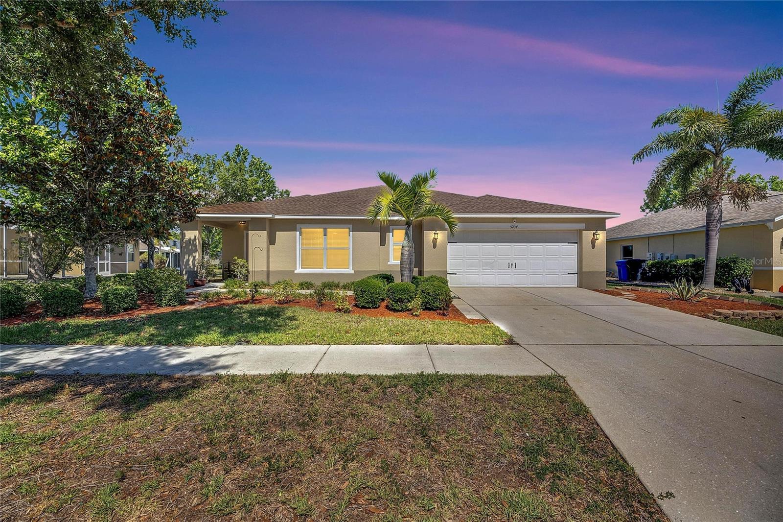 5204 Moon Shell Drive, FL