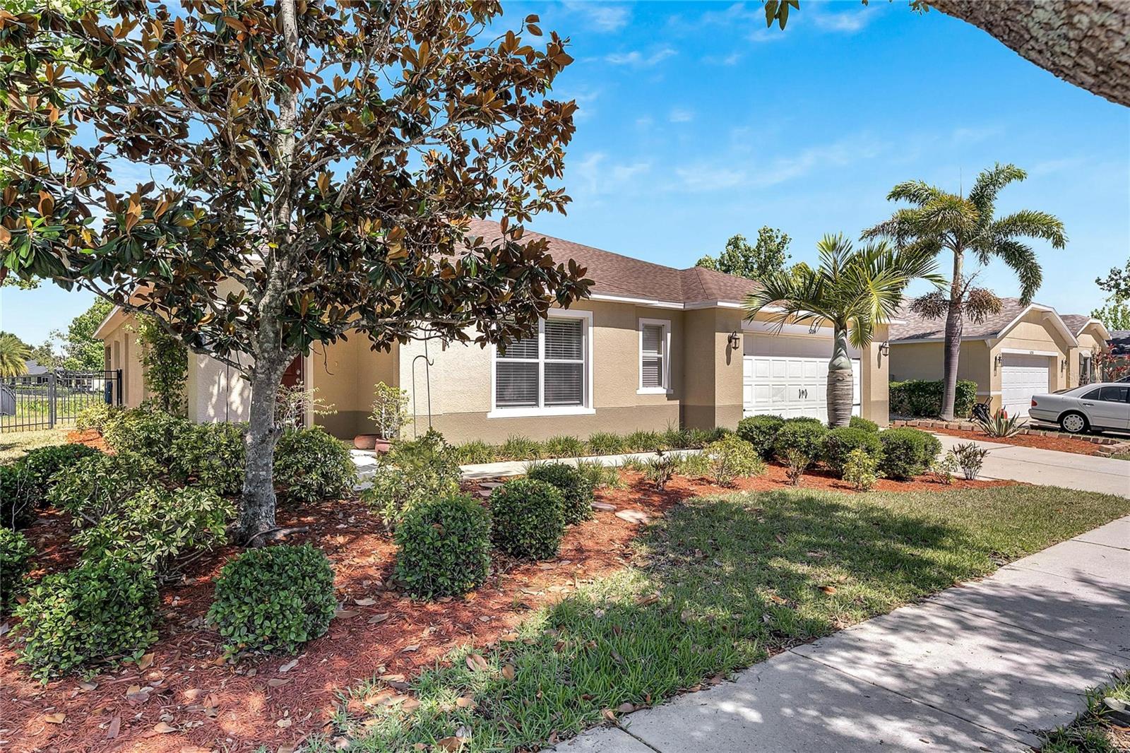 5204 Moon Shell Drive, FL