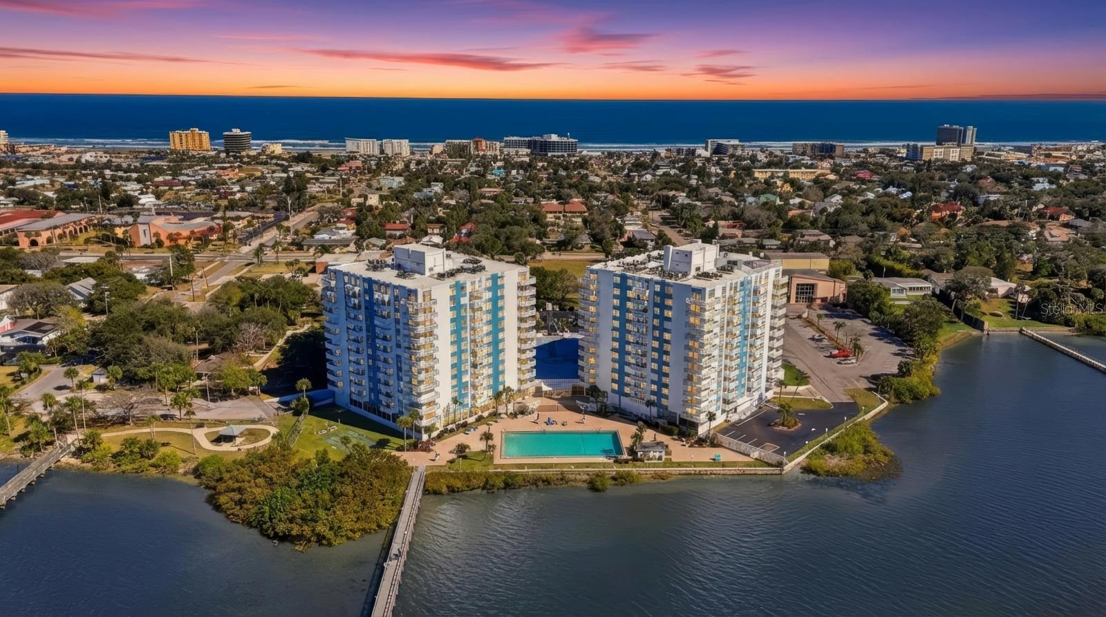 935 N Halifax Ave #1106, FL
