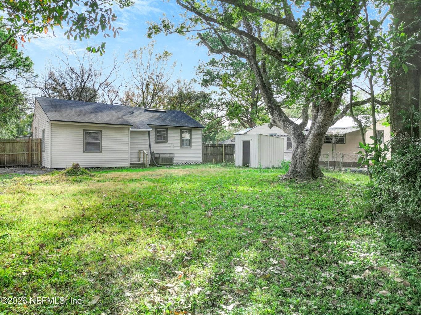 2971 W 16th St, FL