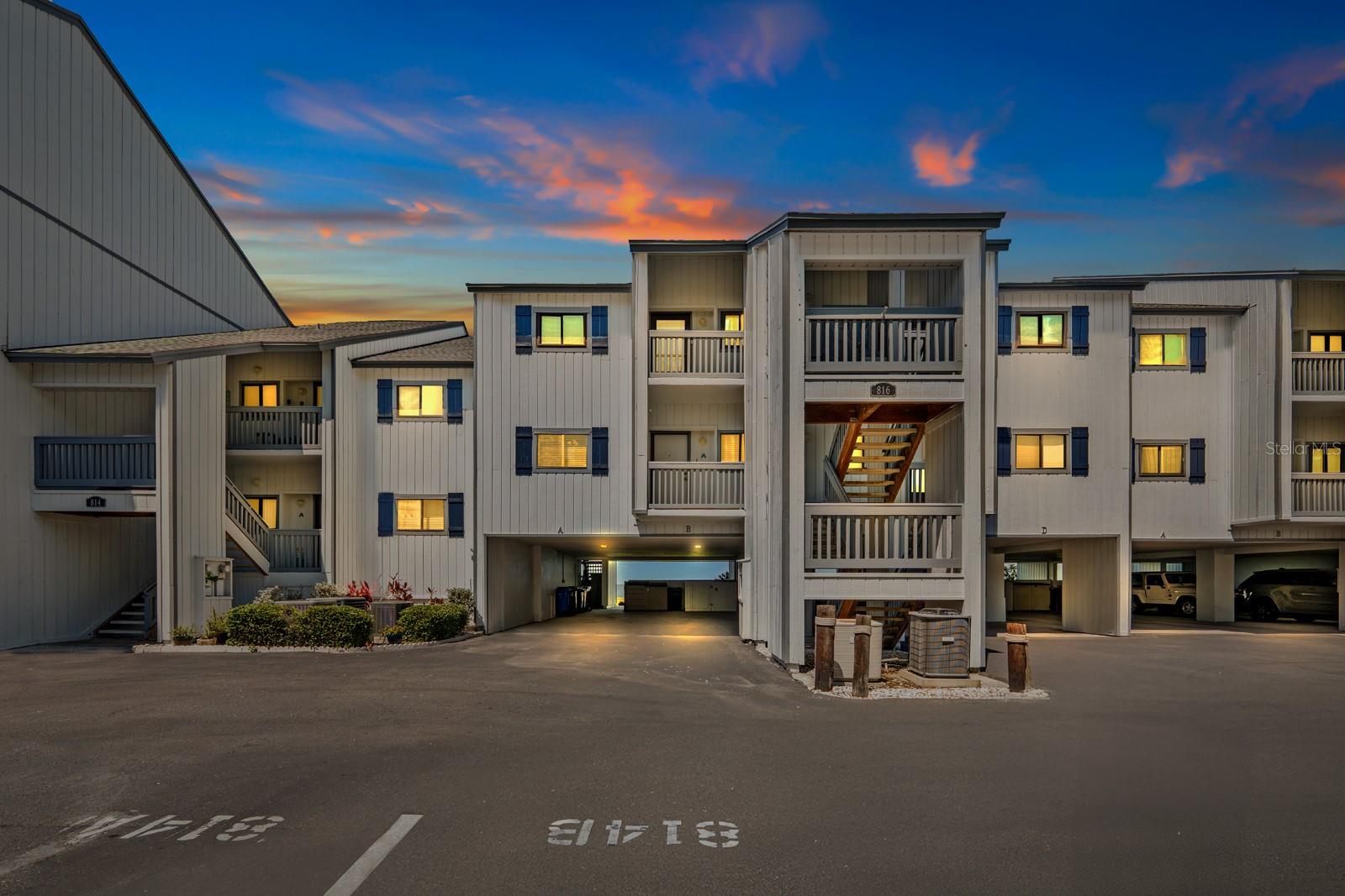 816 Bahia Del Sol Dr #23, FL