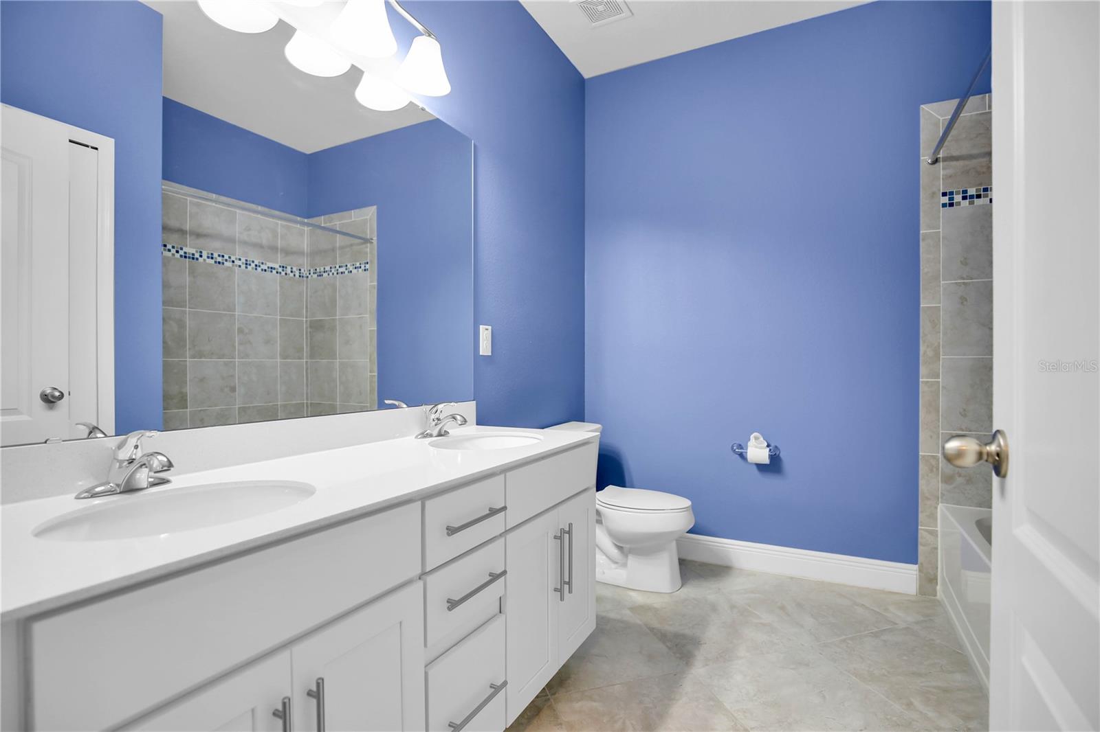 5018 Inshore Landing Drive, FL