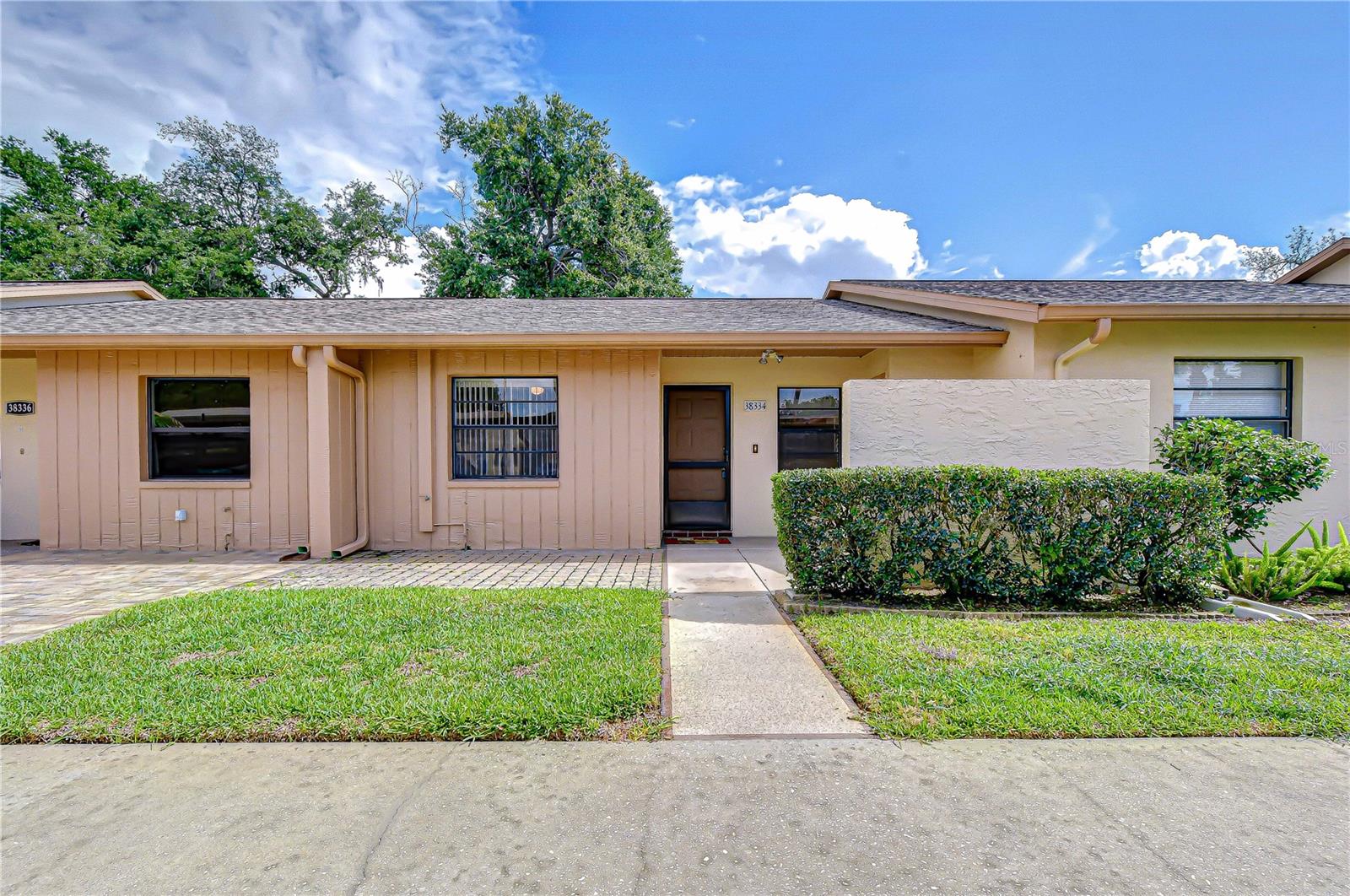 38334 Cottonwood Pl #., FL