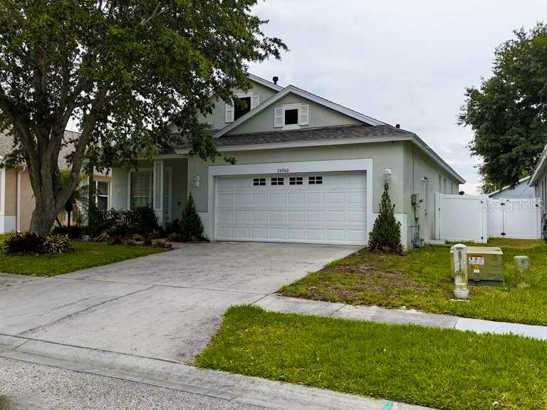 24900 Oakhaven Ct, FL