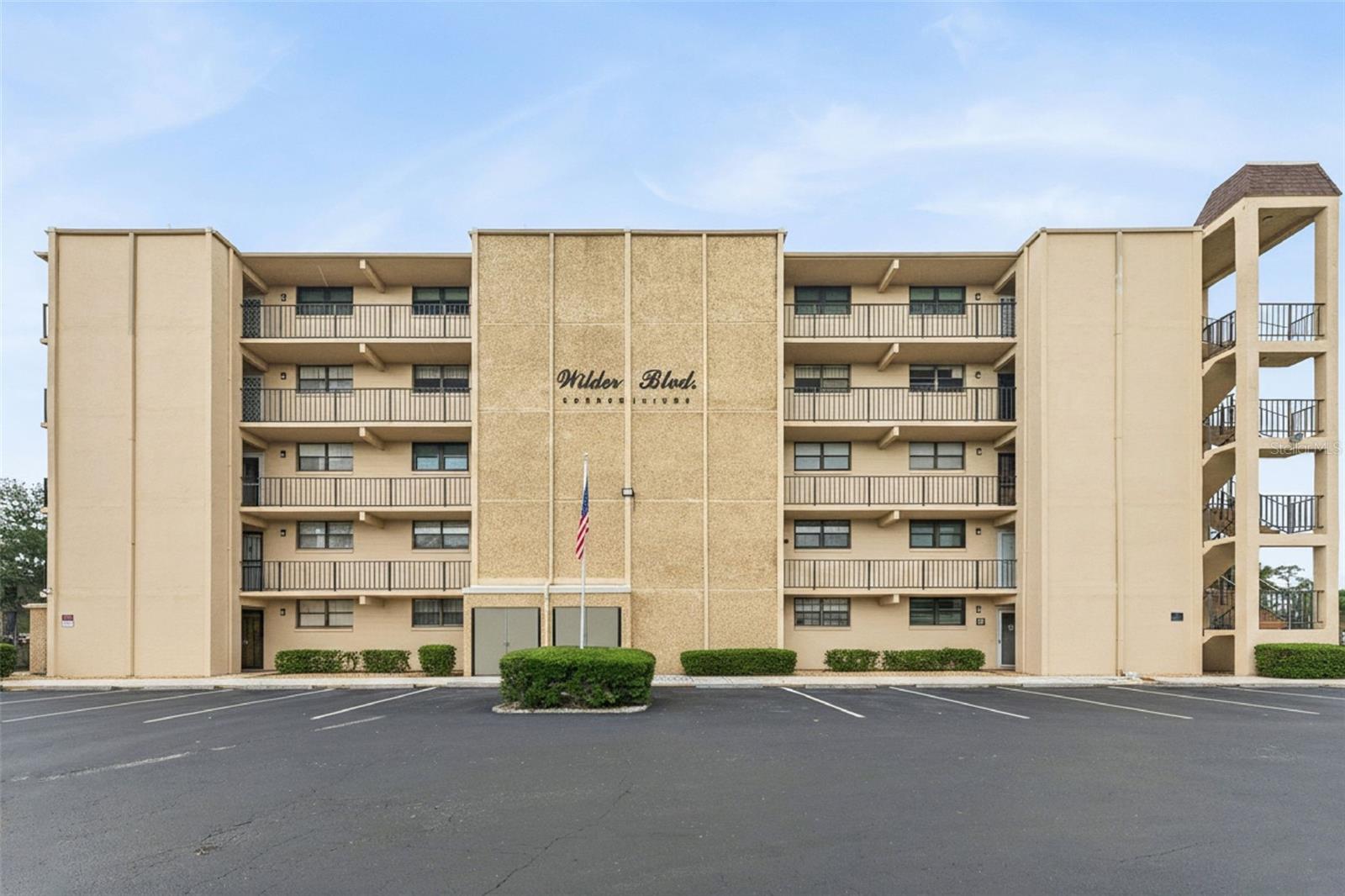 325 Wilder Blvd #103, FL