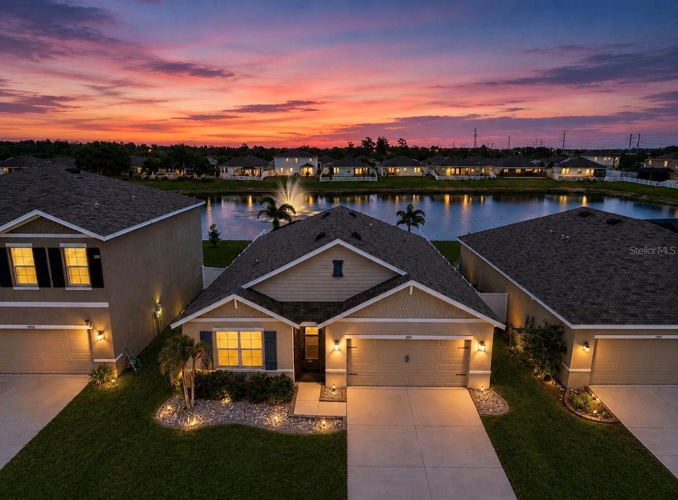 13912 Smiling Daisy Place, FL