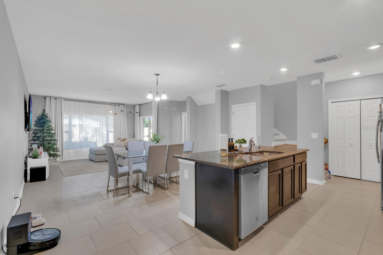 1739 Kato Way, FL