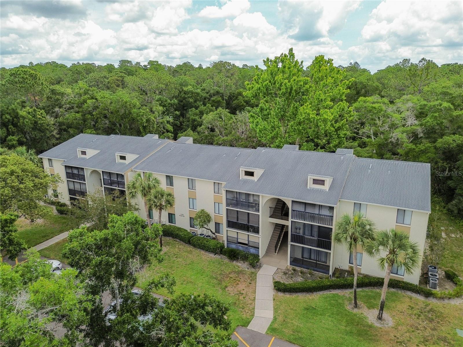 3232 Lake Pine Way E #F3, FL