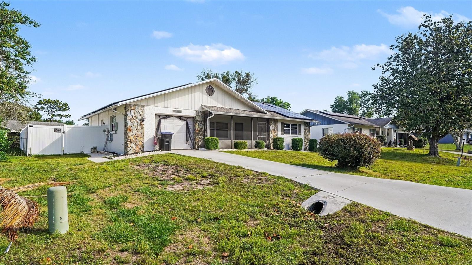163 W Royalfern Pl, FL