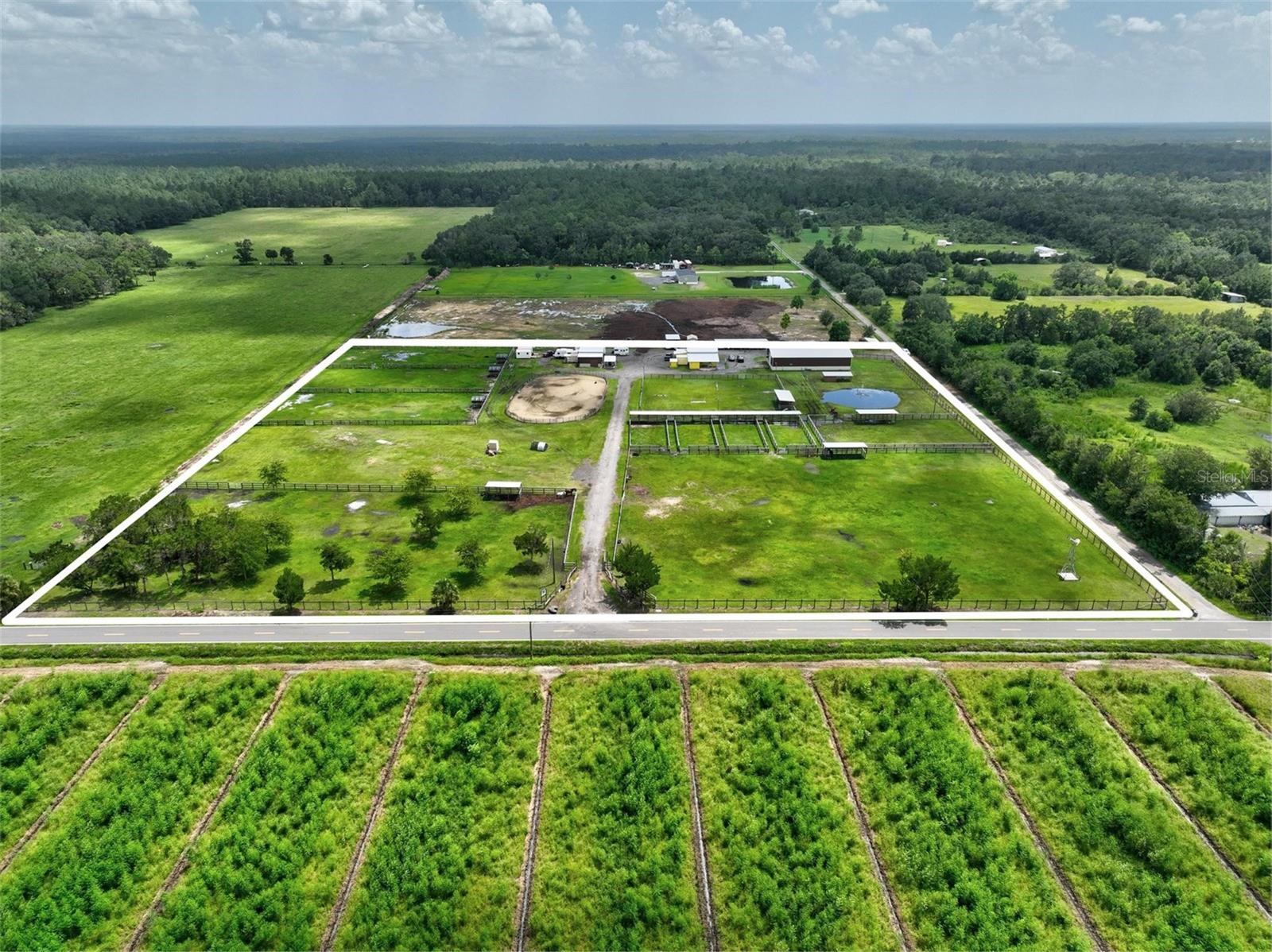 596 E County Road 90, FL